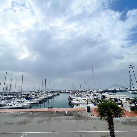 Luxury First Line Lägenhet Altea
